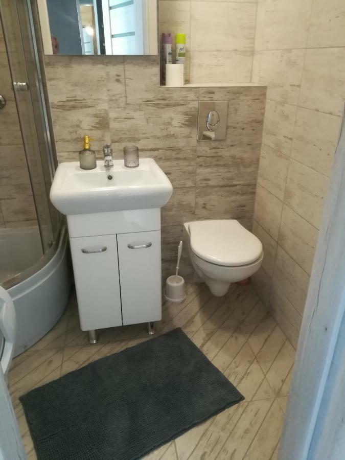 Apartament Centrum Chmielna Varšava Exteriér fotografie